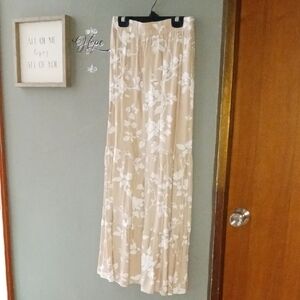 Sincerely Jules Beige Floral Maxi Skirt
